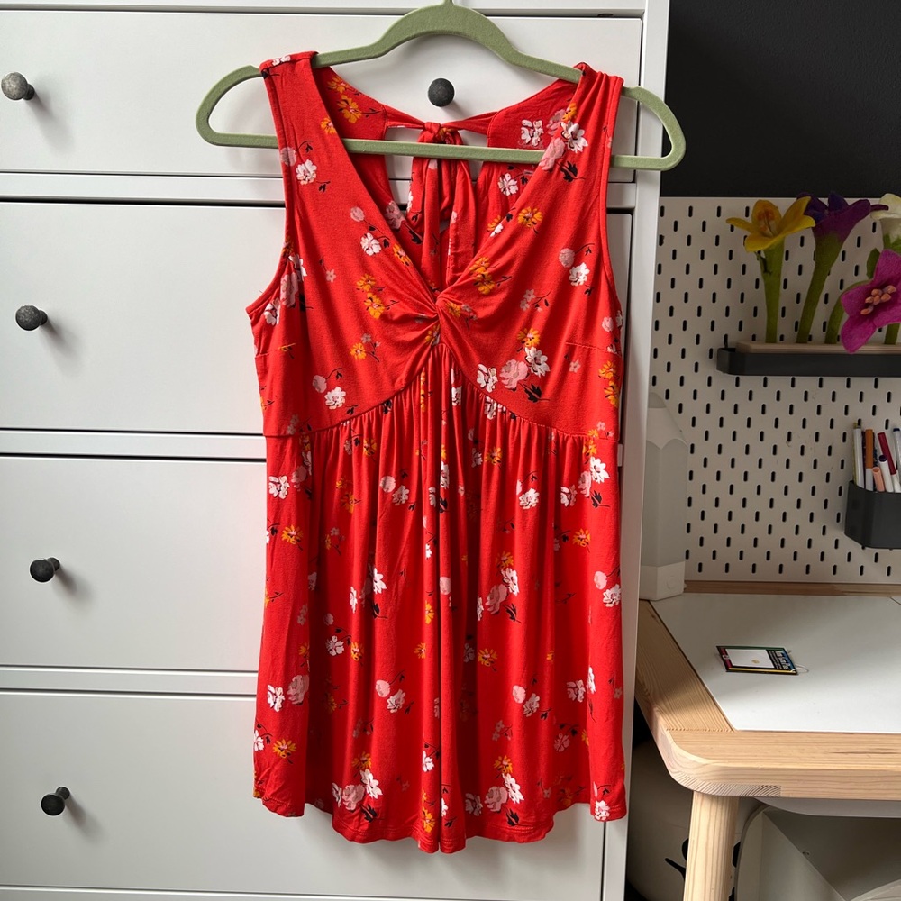 Isabel Maternity Red Floral Sleeveless Top Small
